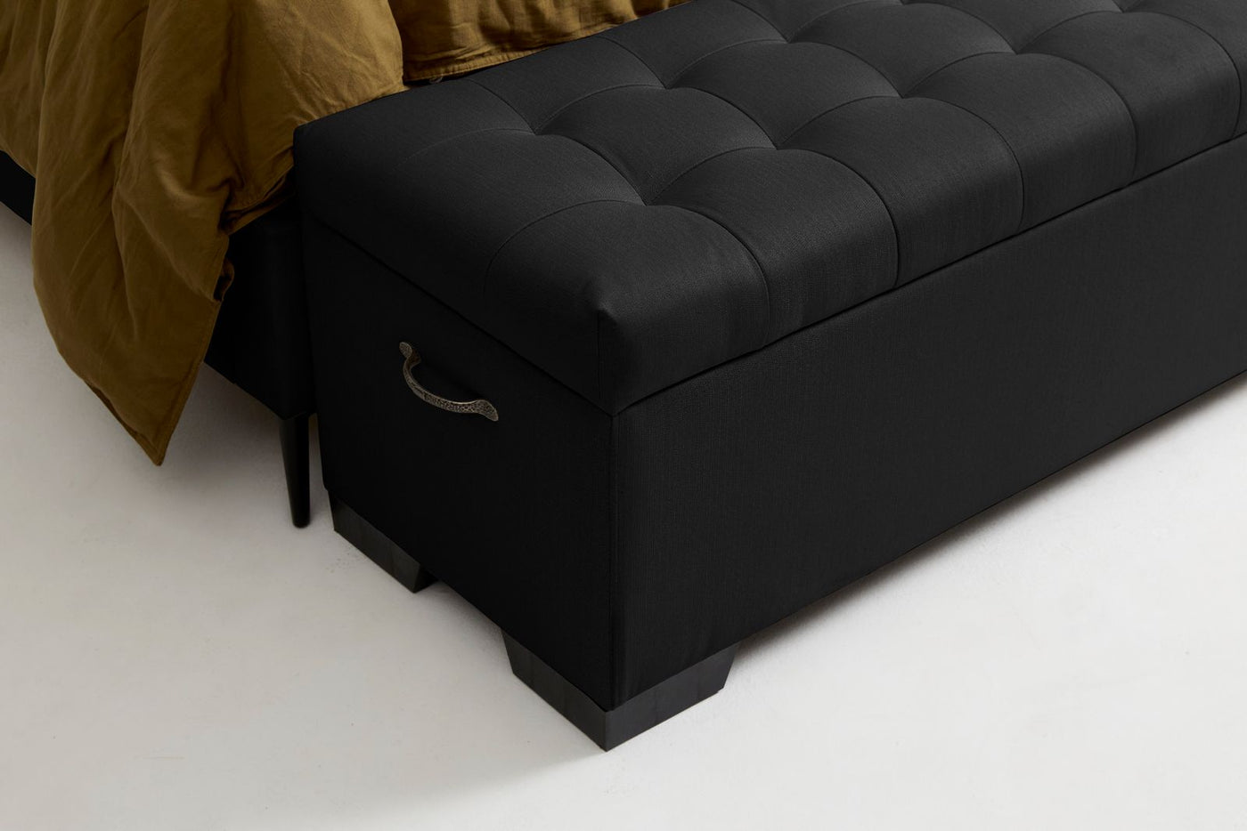 Cam (Quilted Ottoman) - Nero